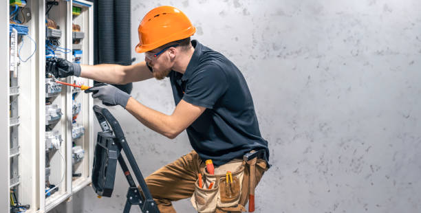 Best Electrical Contractors for Businesses  in Chester, IL
